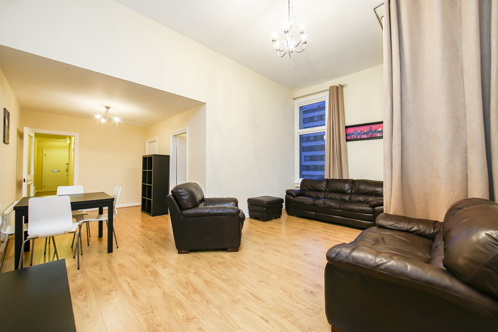 Bright two bedrooms