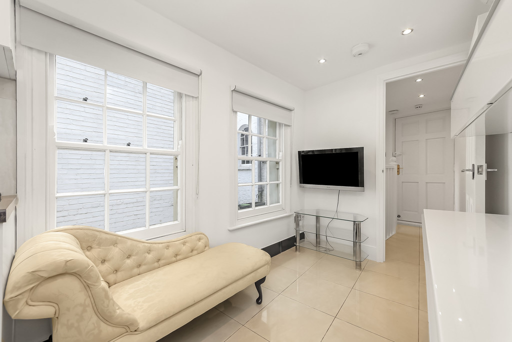 Duplex 1 bedroom, Harrowby Street, Marylebone, London, W1
