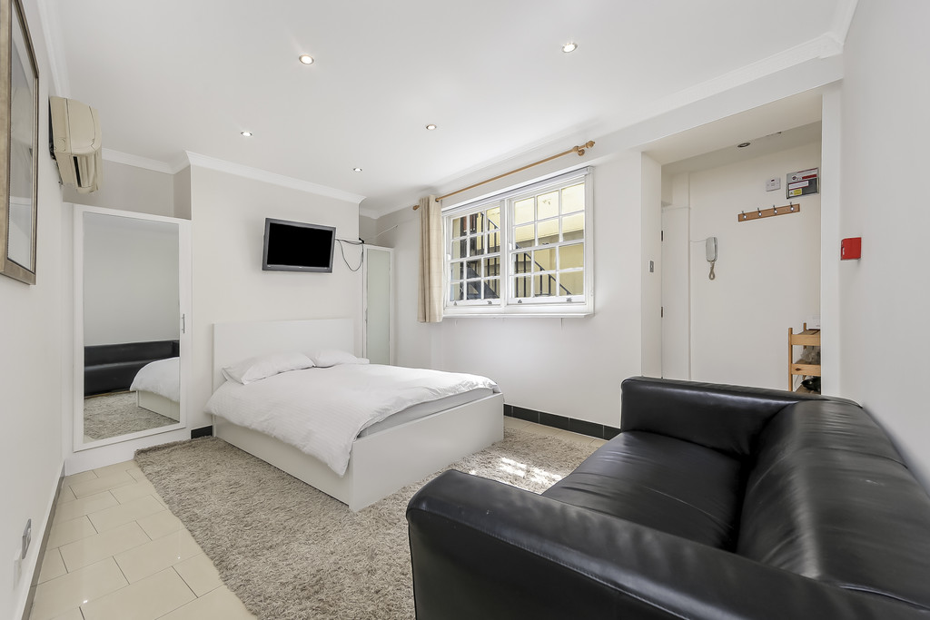 Studio Flat , Harrowby Street, W1