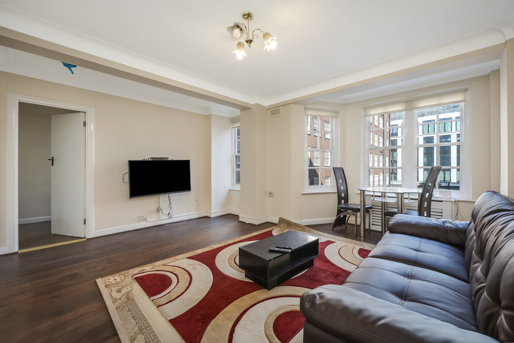 Bright One Bedroom Apartment